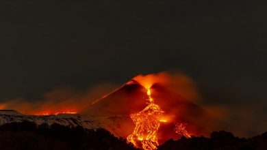 İtalya'daki Etna Yanardağı'nda volkanik hareketlilik sürüyor