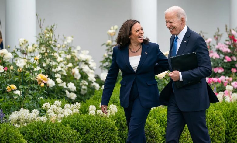 Seçim yarışından çekilen Biden, Harris'i desteklediğini açıkladı